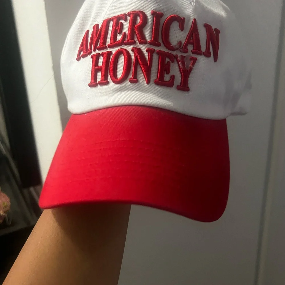 AMERICAN HONEY CAP